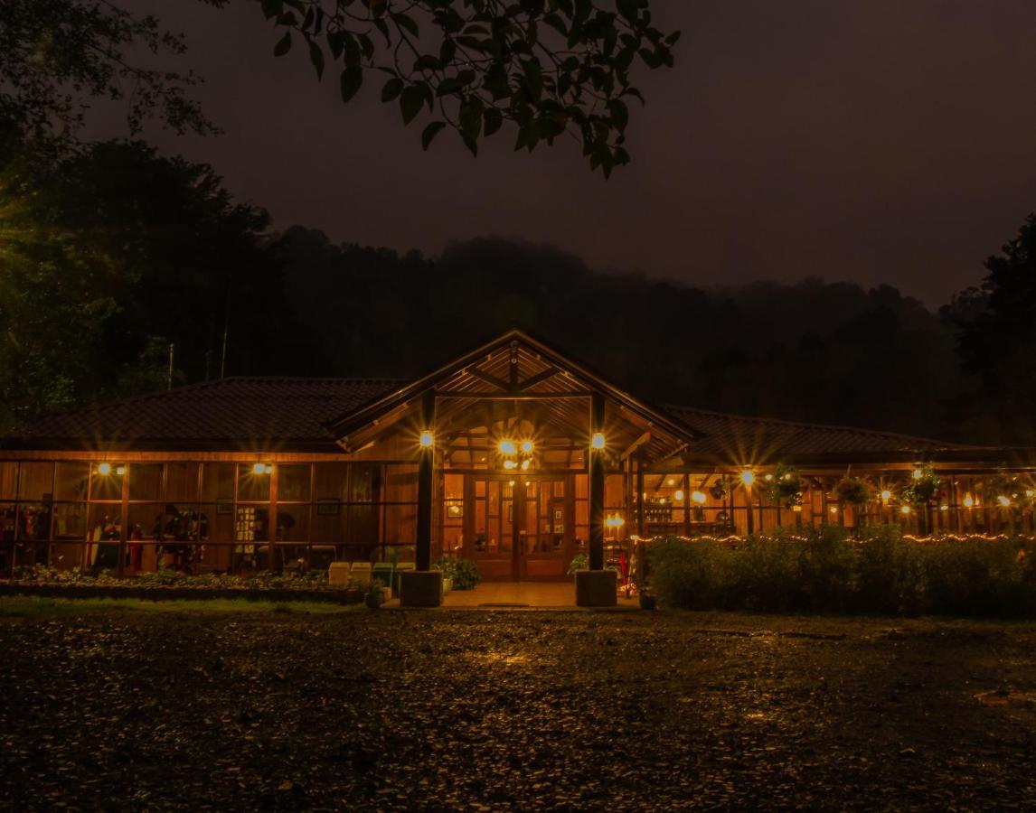 Hotel De Montana Suria San Gerardo de Dota Kültér fotó
